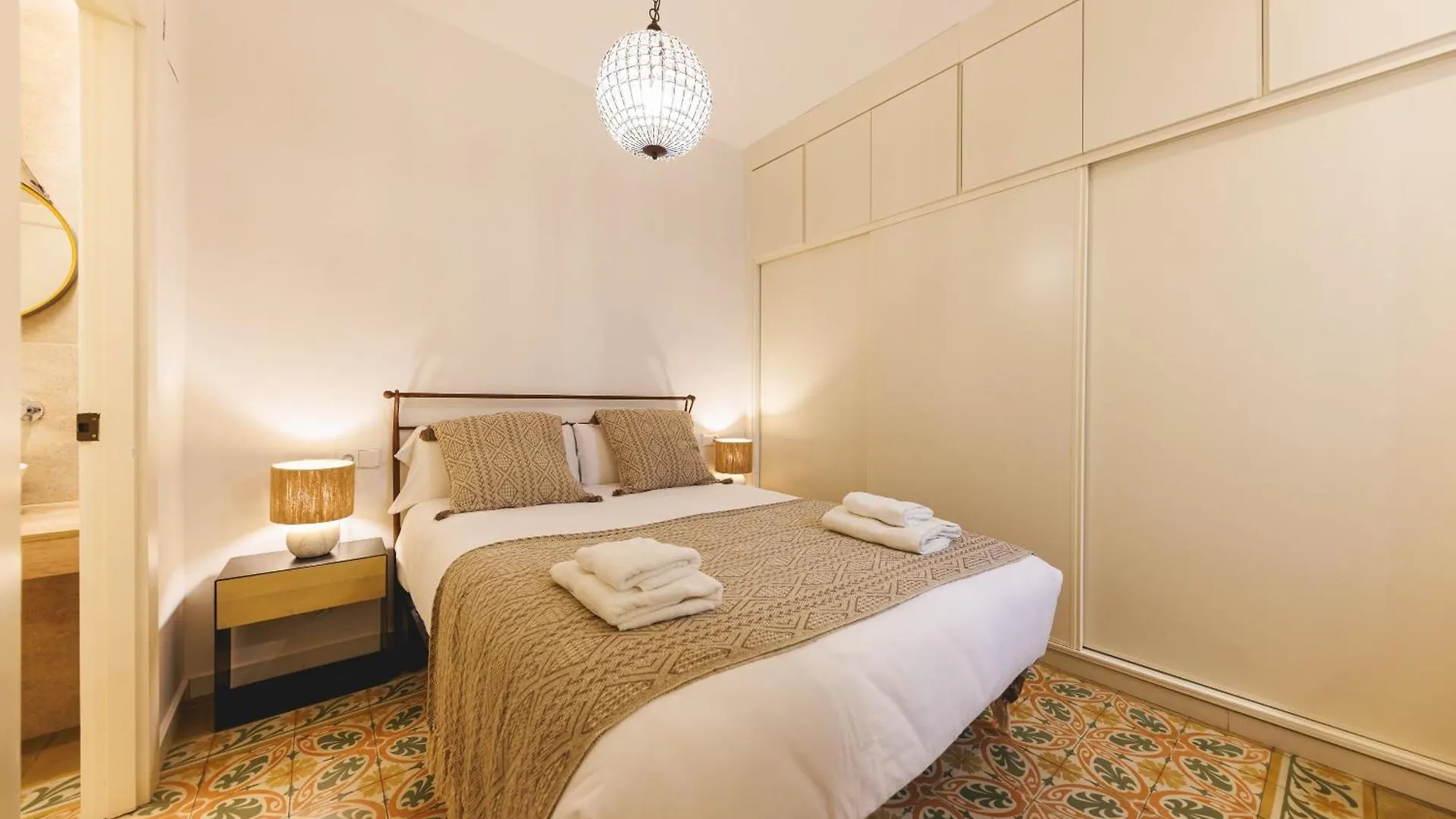 Bravissimo Mercaders 3, Old Town Oasis Gerona Appartement