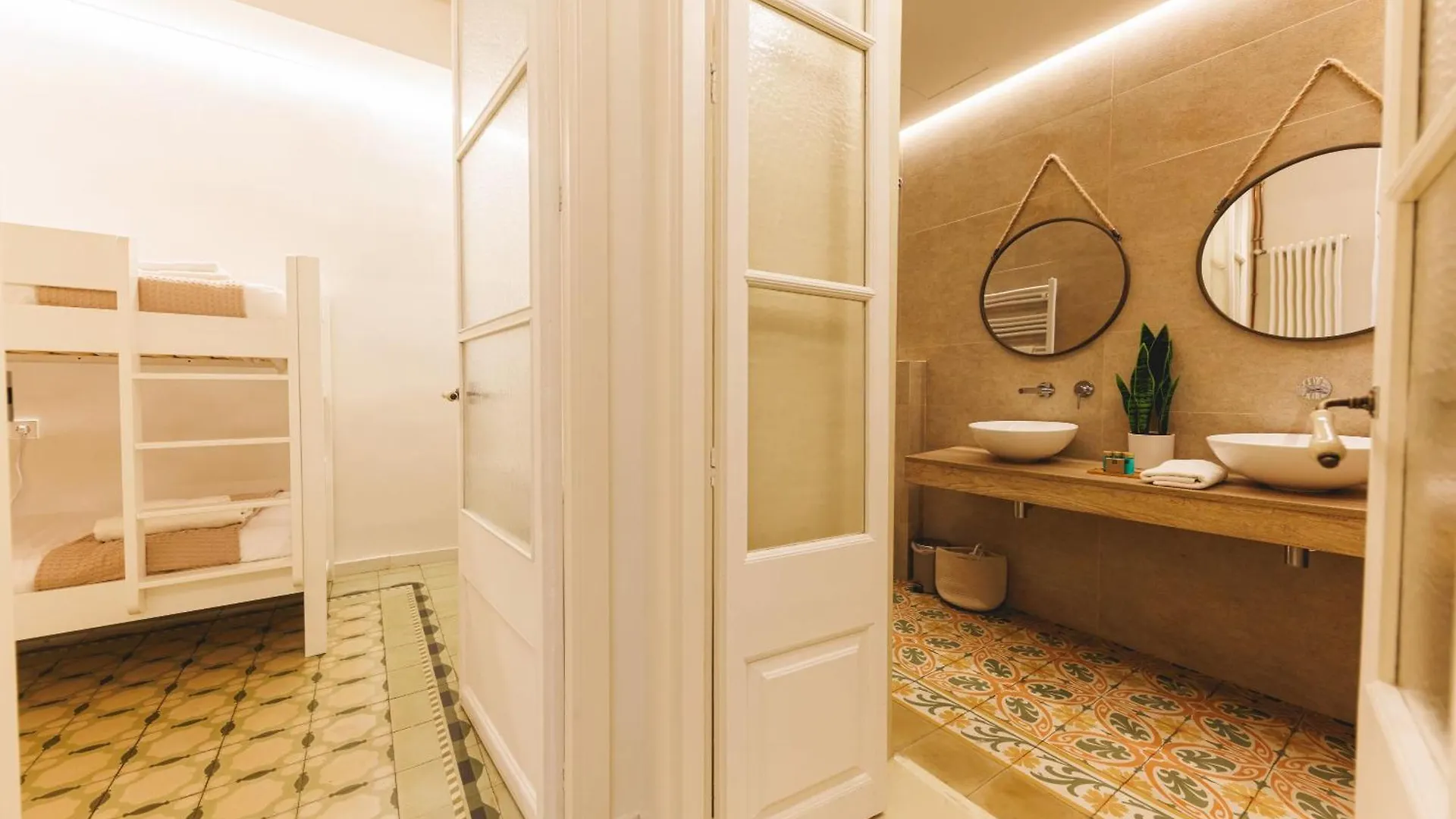 Apartamento Bravissimo Mercaders 3, Old Town Oasis Gerona España